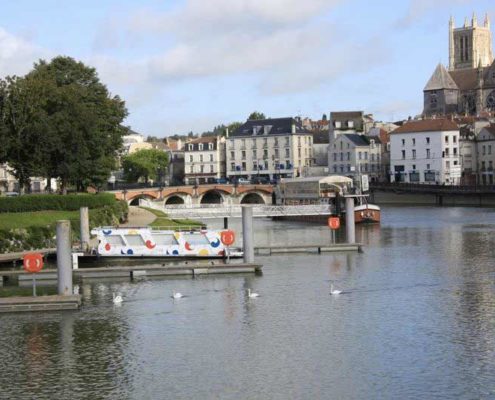 Meaux, the « Vieux Moulin » bridge