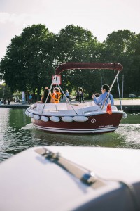 Navigation on the Canal de l'Ourcq